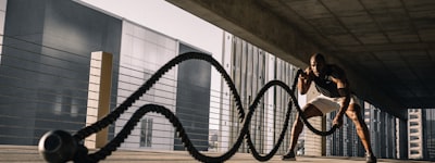 梅西在2022世界杯决赛中庆祝进球的瞬间